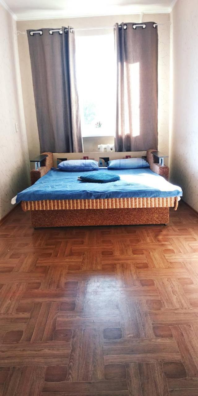 Apartment 2 Rooms Slobozhansky Prospekt Nizhnedneprovsk Ngoại thất bức ảnh