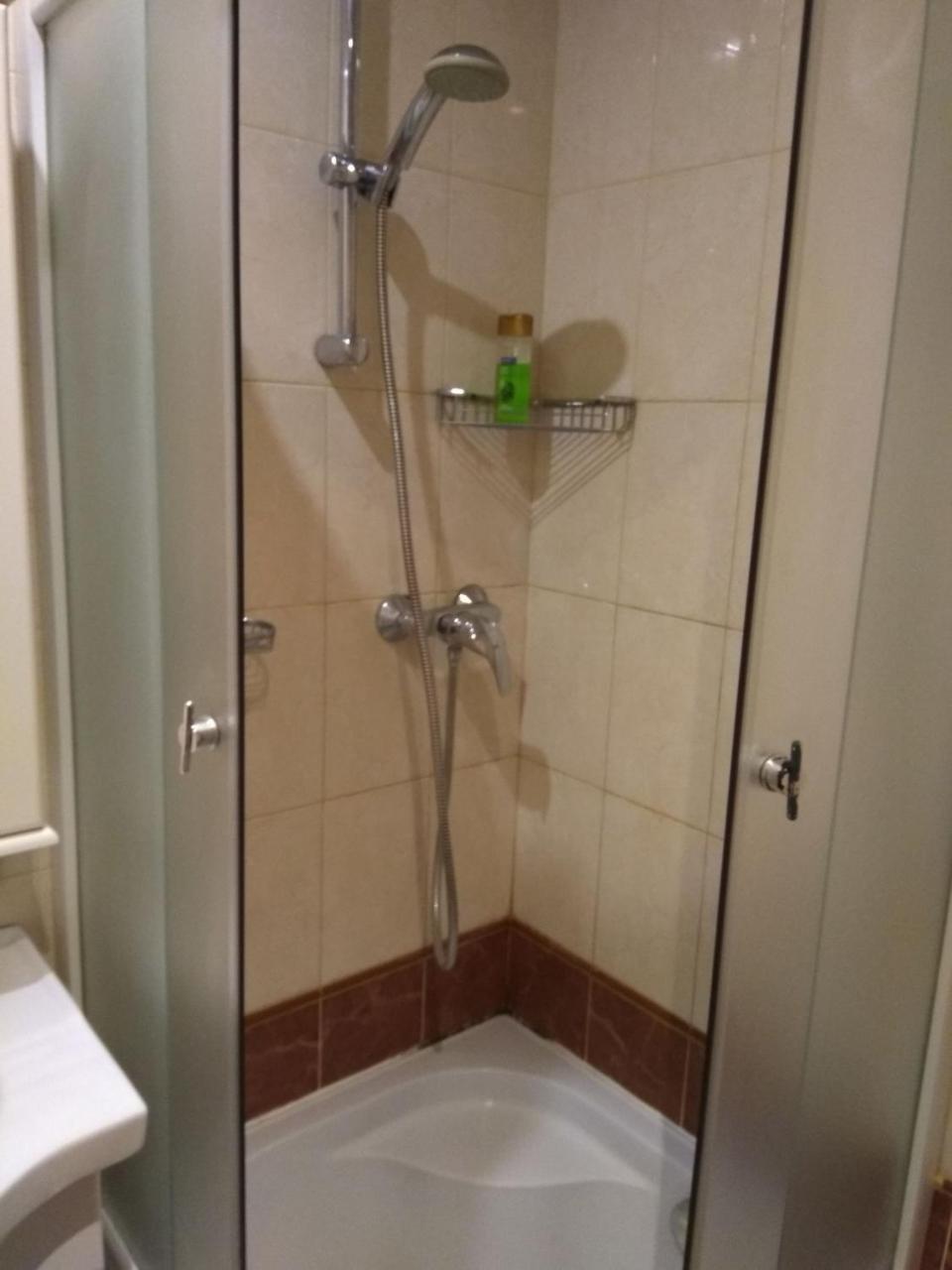 Apartment 2 Rooms Slobozhansky Prospekt Nizhnedneprovsk Ngoại thất bức ảnh
